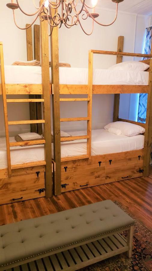 Hostel Auberge Clarksdale Bagian luar foto