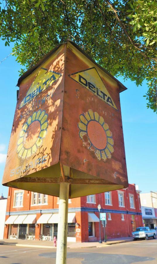 Hostel Auberge Clarksdale Bagian luar foto